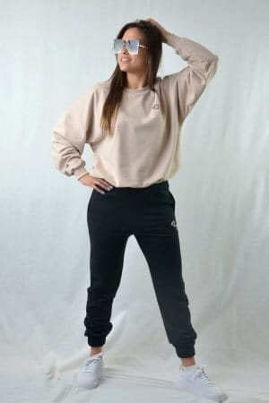 trenerka krem-crna 2