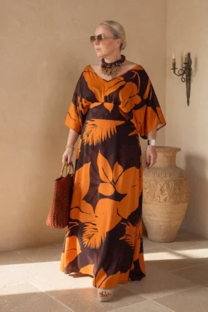 Haljina plus-size, print braon-narandžasta, lepršava.