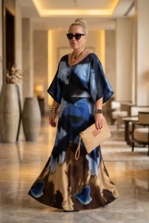 Haljina plus-size, dezen print, lepršava.