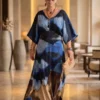 Haljina plus-size, dezen print, lepršava.
